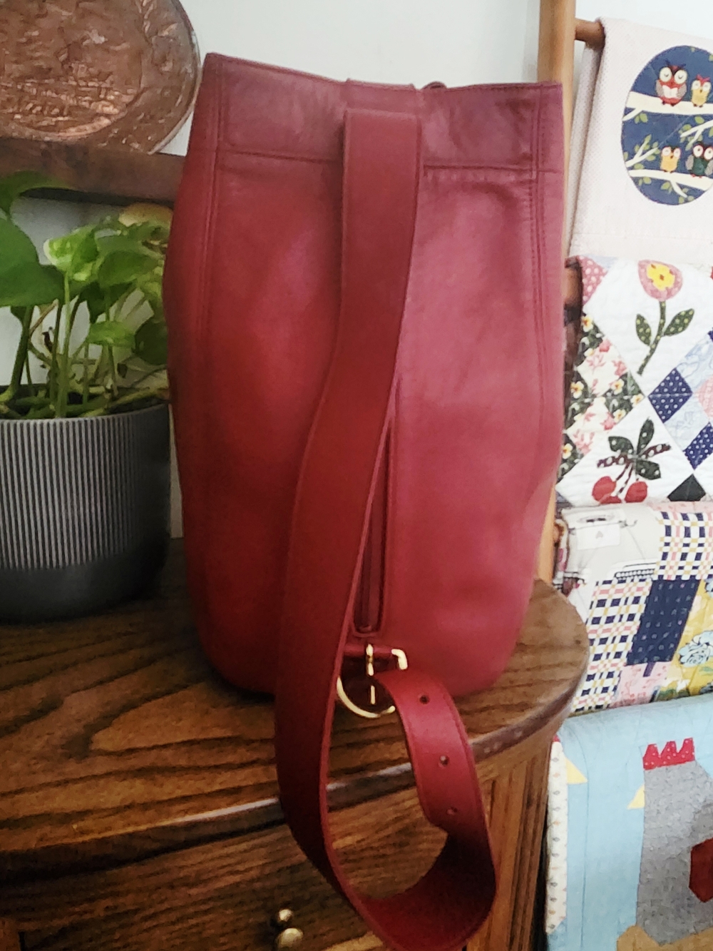 🍒 VINTAGE COACH SOHO SLING BUCKET BAG - Picture 3 of 8